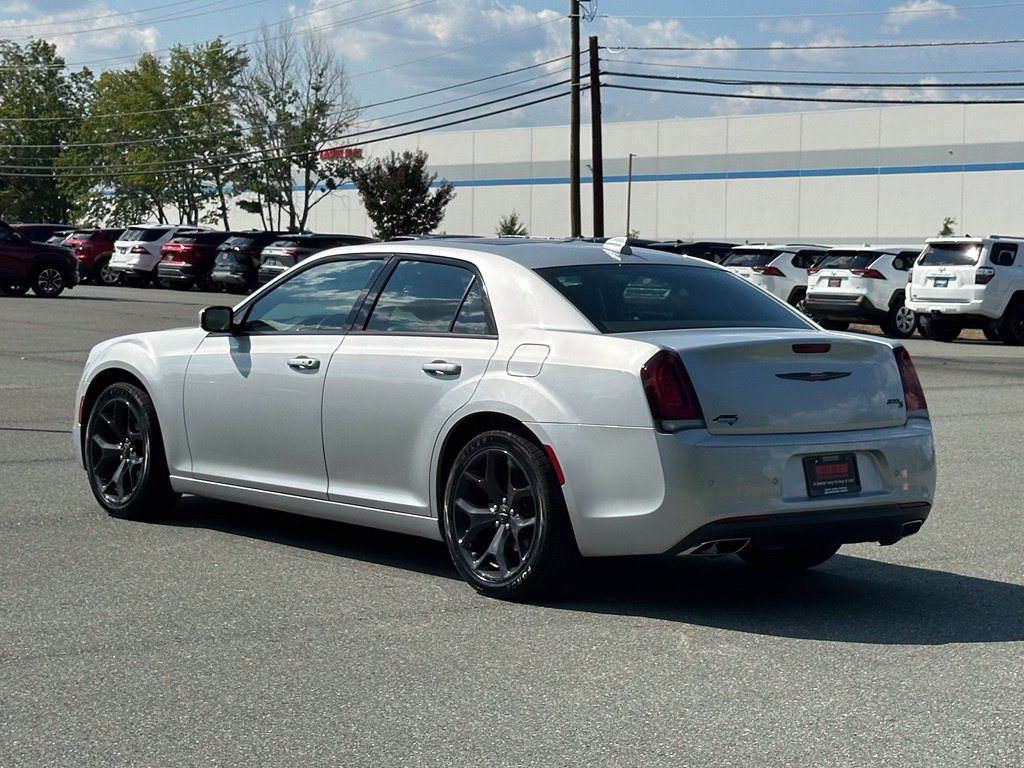 Used 2022 Chrysler 300 S RWD image 4