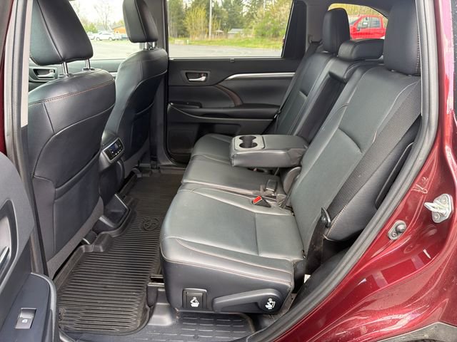 Used 2019 Toyota Highlander Limited AWD/4WD image 30