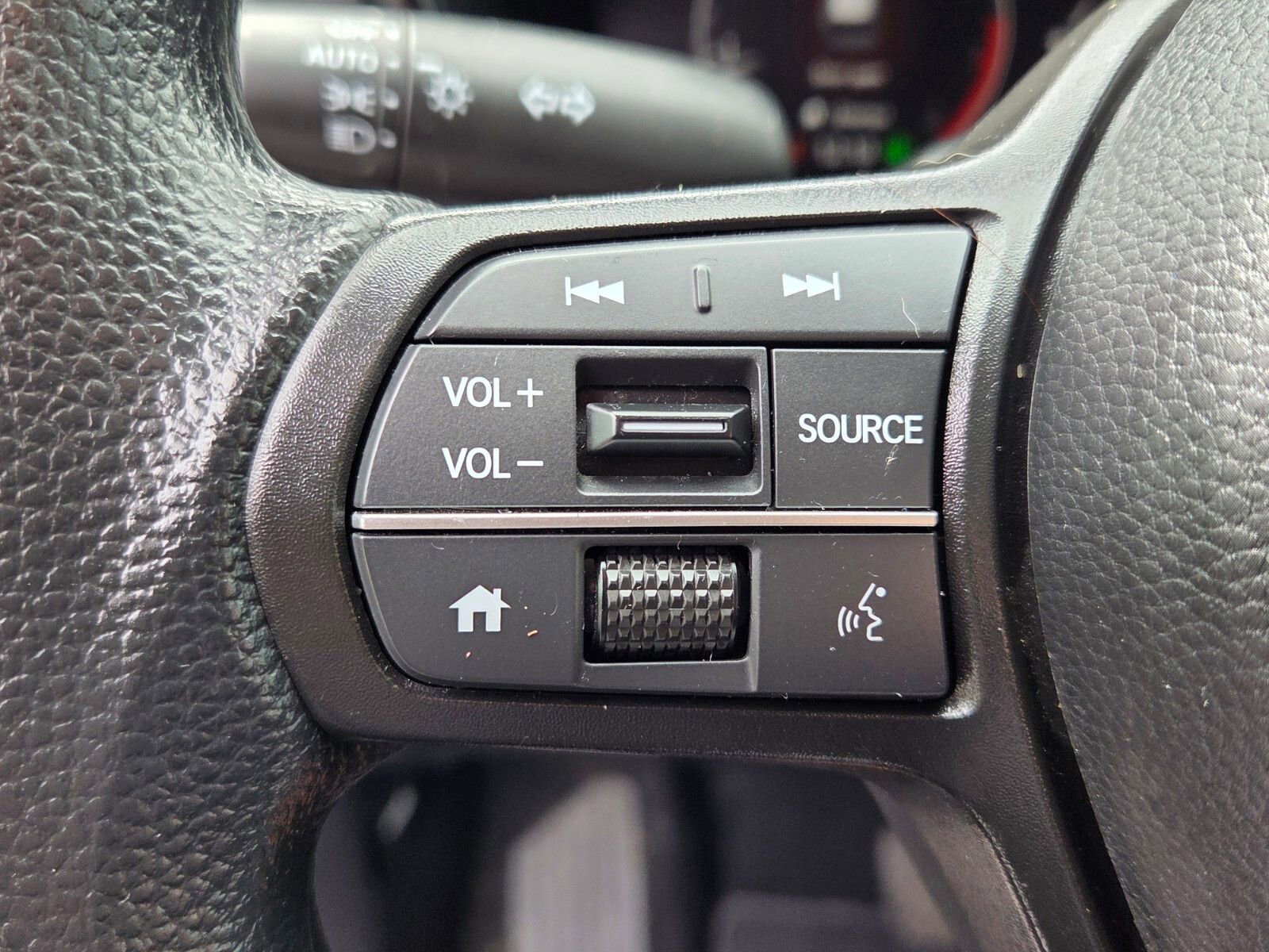 Used 2024 Honda CR-V LX image 25