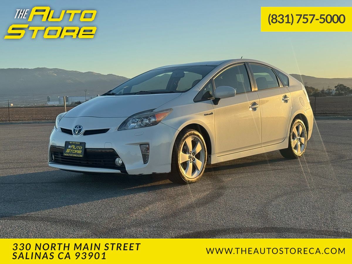Used 2015 Toyota Prius Five