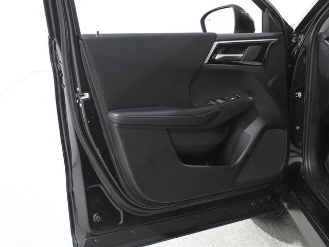 Used 2024 Mitsubishi Outlander ES image 4