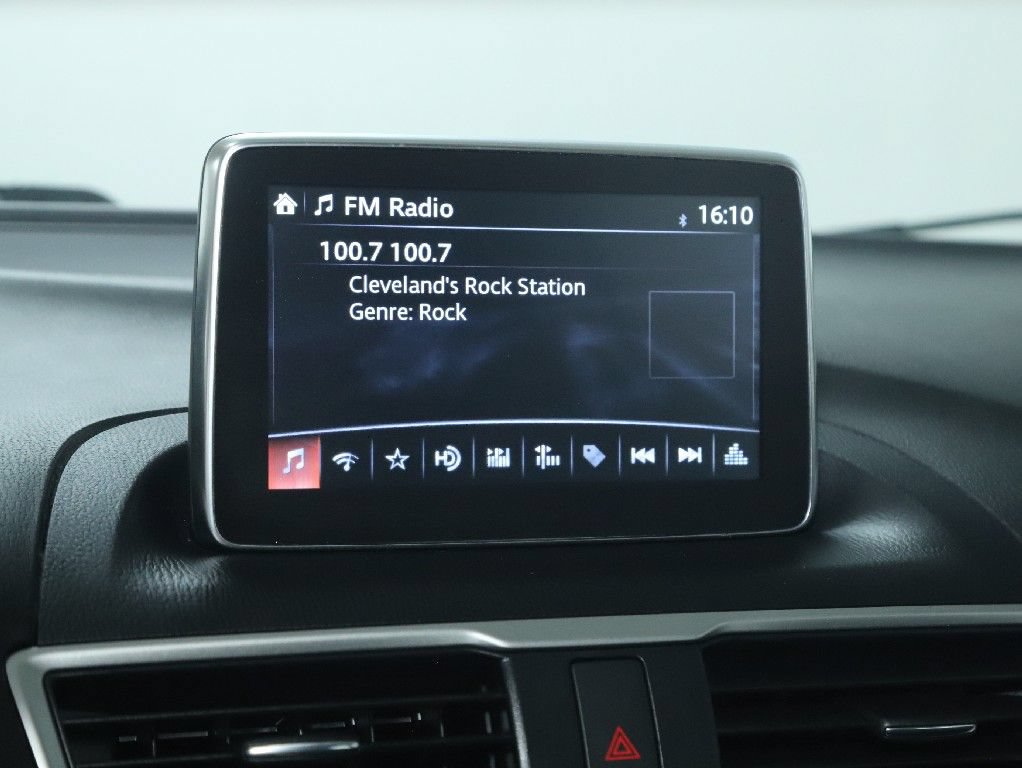 Used 2016 MAZDA MAZDA3 i Sport FWD image 23