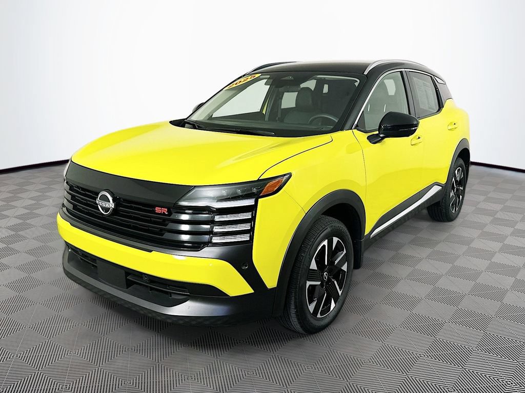 Certified 2025 Nissan Kicks SR FWD image 6