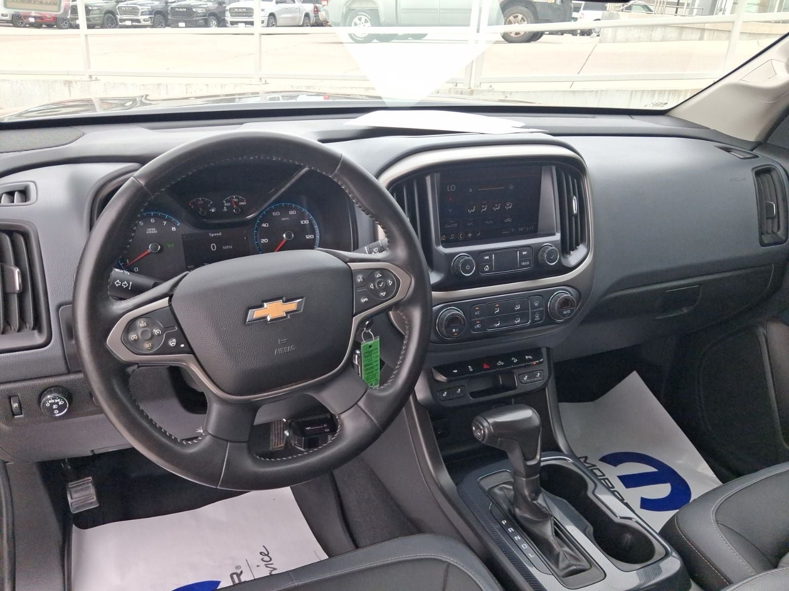 Used 2020 Chevrolet Colorado Z71 AWD/4WD image 12