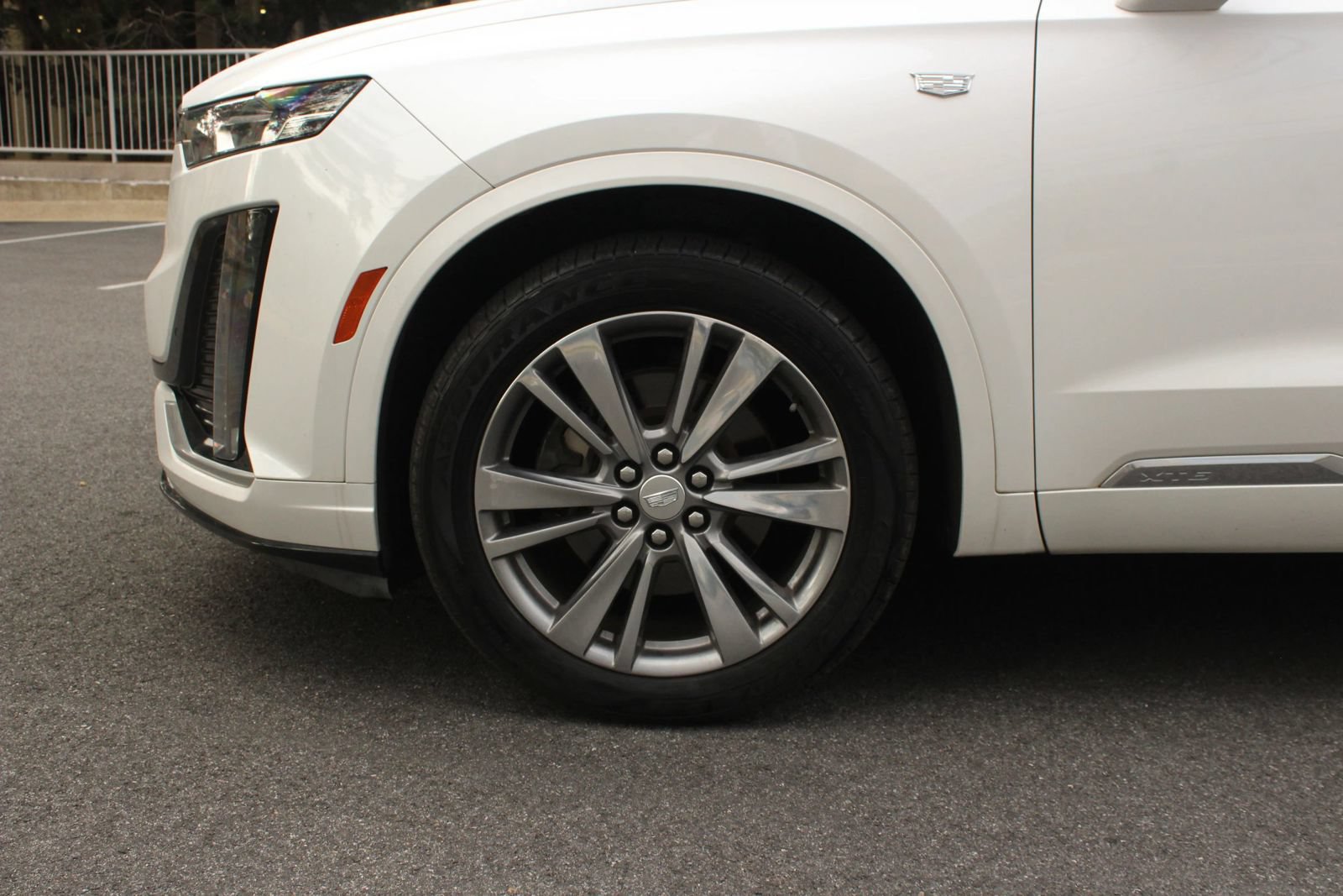 Used 2020 Cadillac XT6 Premium Luxury AWD/4WD image 11