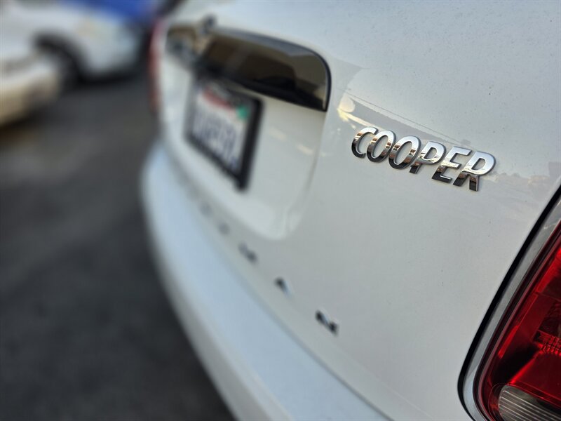Used 2018 MINI Cooper Countryman FWD image 25