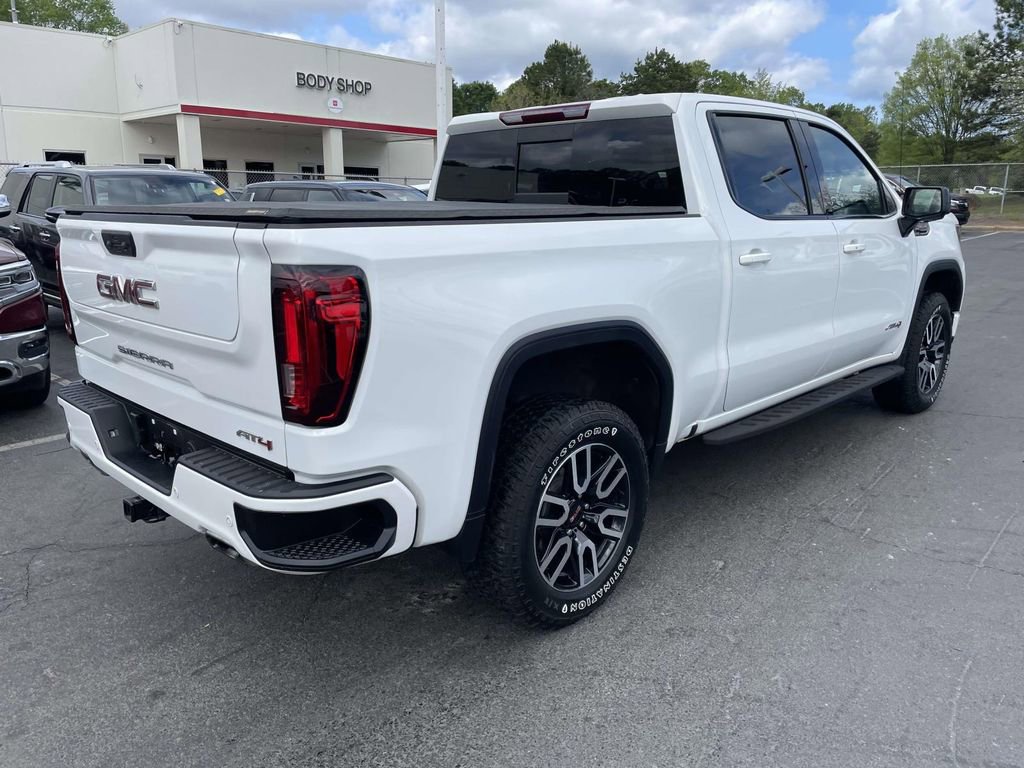 Used 2024 GMC Sierra 1500 AT4 w/ AT4 Premium Package image 10