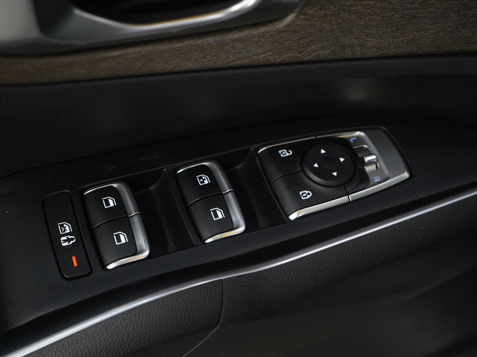 Used 2023 Kia Sorento S image 21