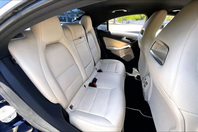 Used 2018 Mercedes-Benz CLA 250 image 22