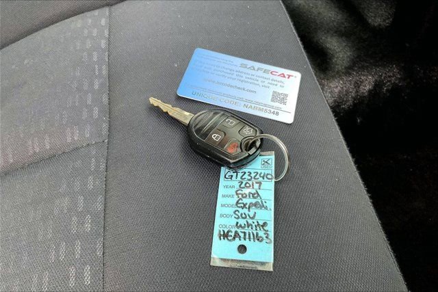 Used 2017 Ford Expedition EL XL image 11