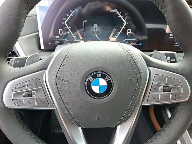 Used 2026 BMW X7 xDrive40i w/ Premium Package image 17