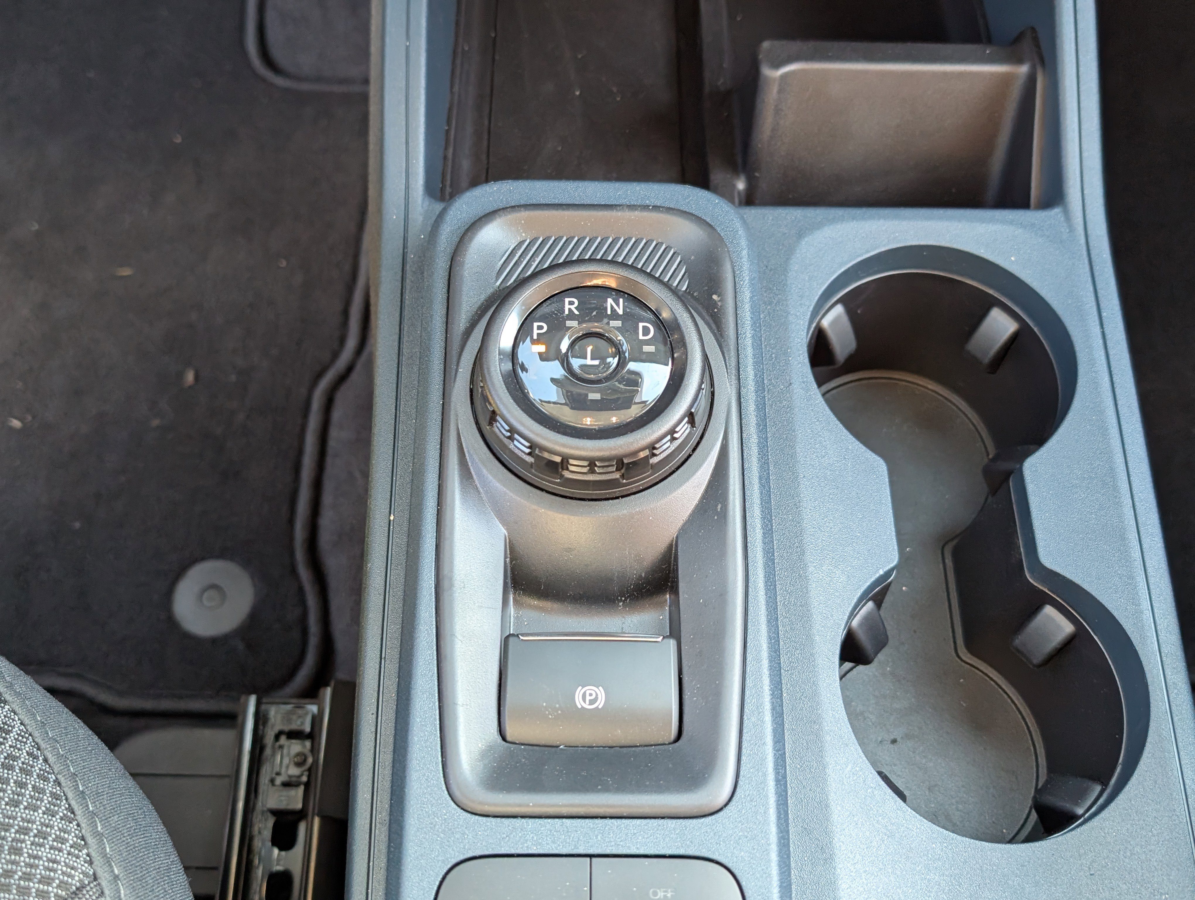 New 2025 Ford Maverick XL w/ Equipment Group 102A image 20