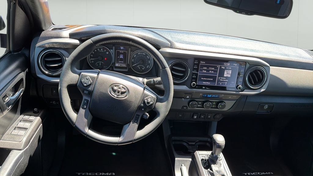 Used 2022 Toyota Tacoma TRD Off-Road RWD image 16