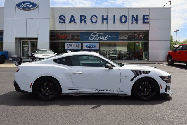 Used 2024 Ford Mustang Dark Horse w/ Dark Horse Handlin Package RWD video 2