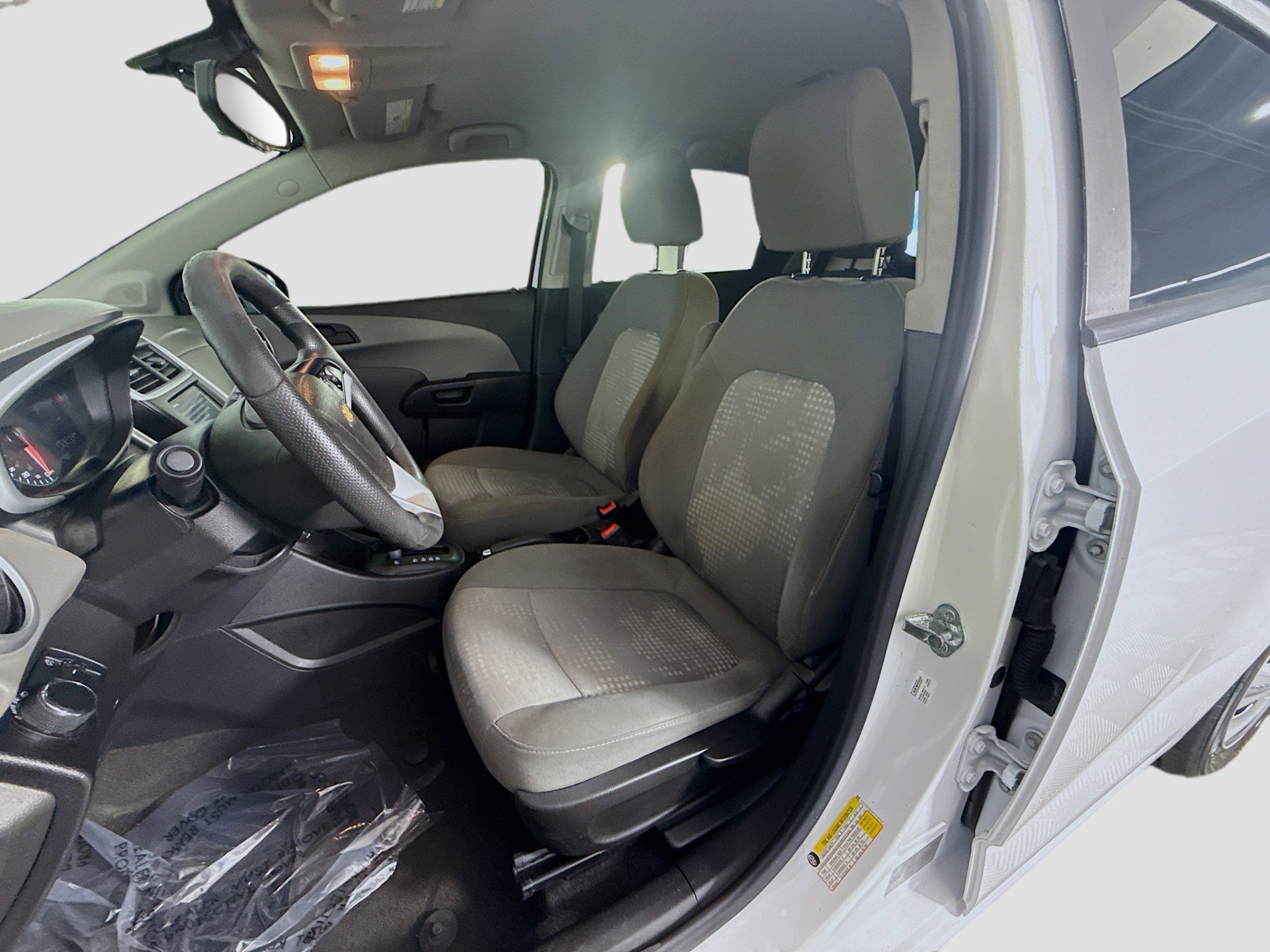 Used 2019 Chevrolet Sonic LT image 20