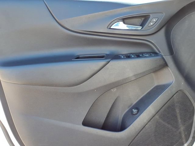 Used 2019 Chevrolet Equinox LT w/ Driver Convenience Package image 11