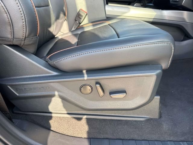 New 2026 Ford F350 Lariat w/ FX4 Off-Road Package image 14