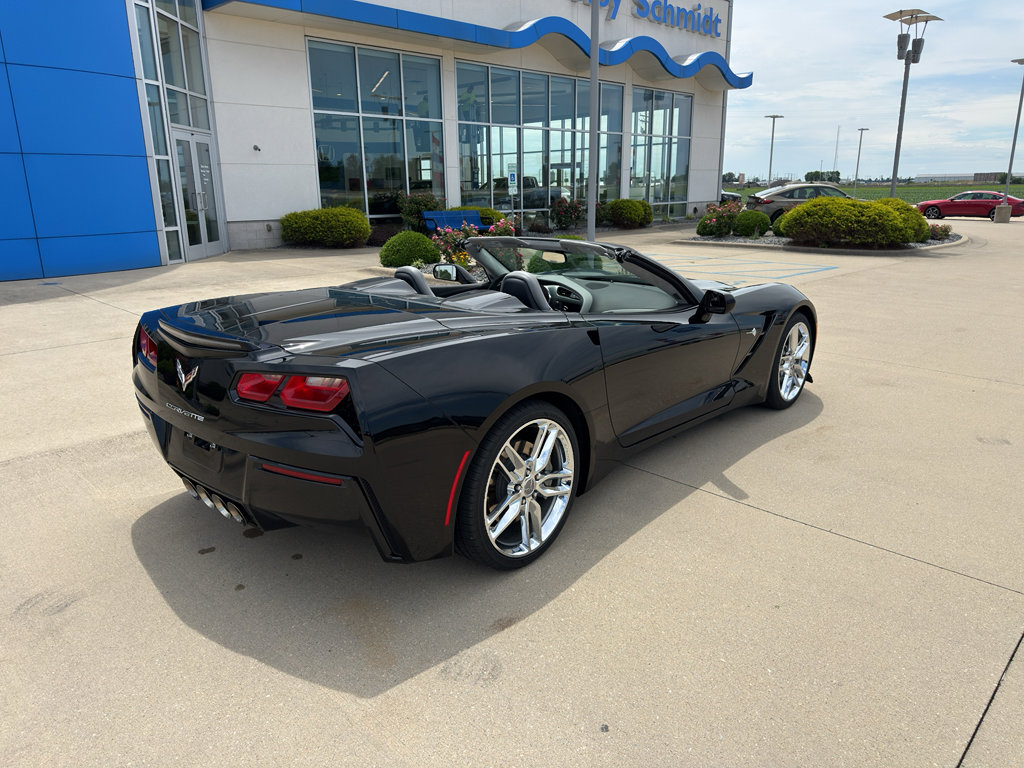 Used 2019 Chevrolet Corvette Stingray Convertible w/ 3LT Preferred Equipment Group RWD image 5