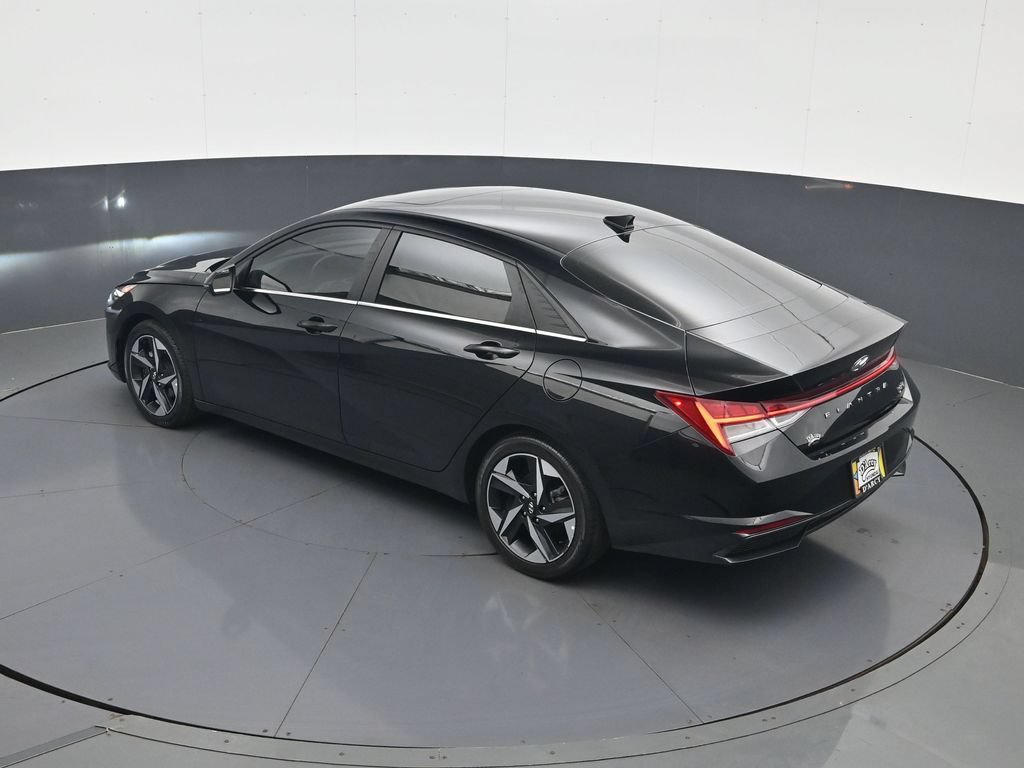 Used 2023 Hyundai Elantra Limited w/ Cargo Package FWD image 21