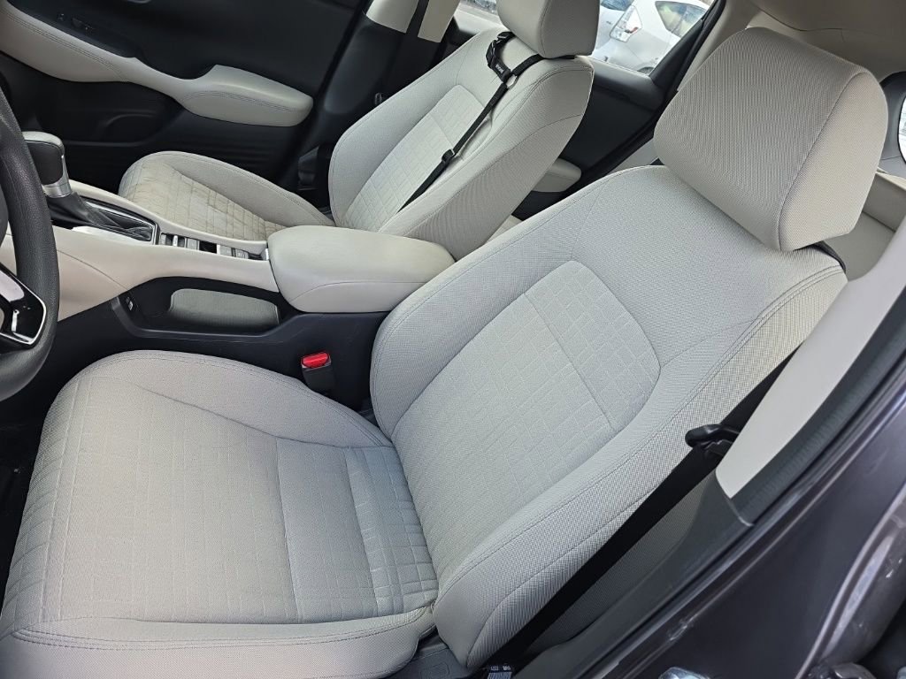 Used 2023 Honda HR-V LX image 10