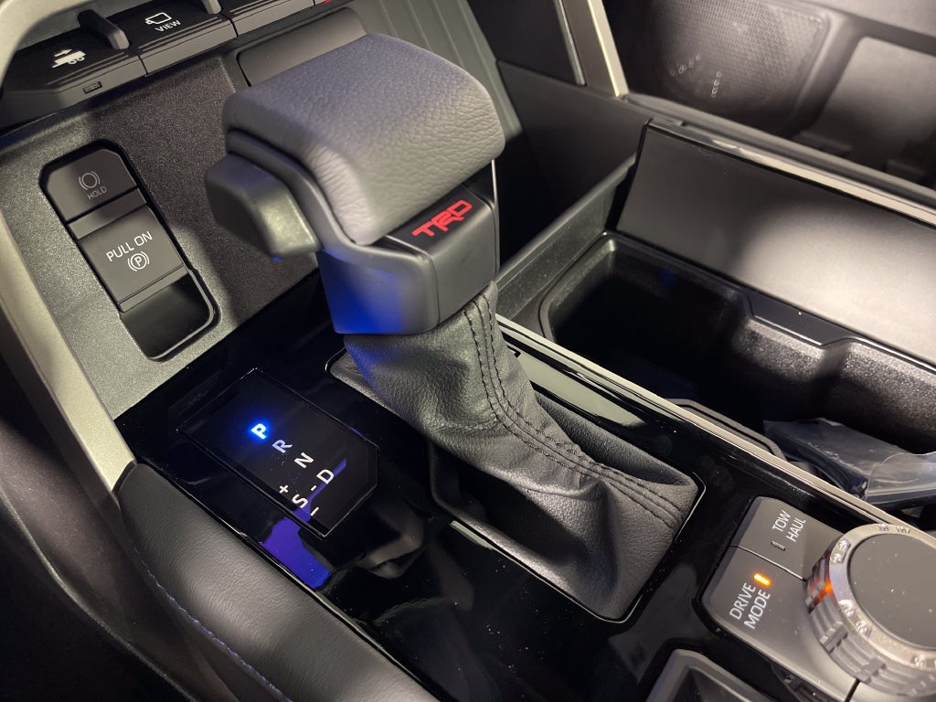 New 2026 Toyota Tundra Platinum w/ TRD Off-Road Package AWD/4WD image 22
