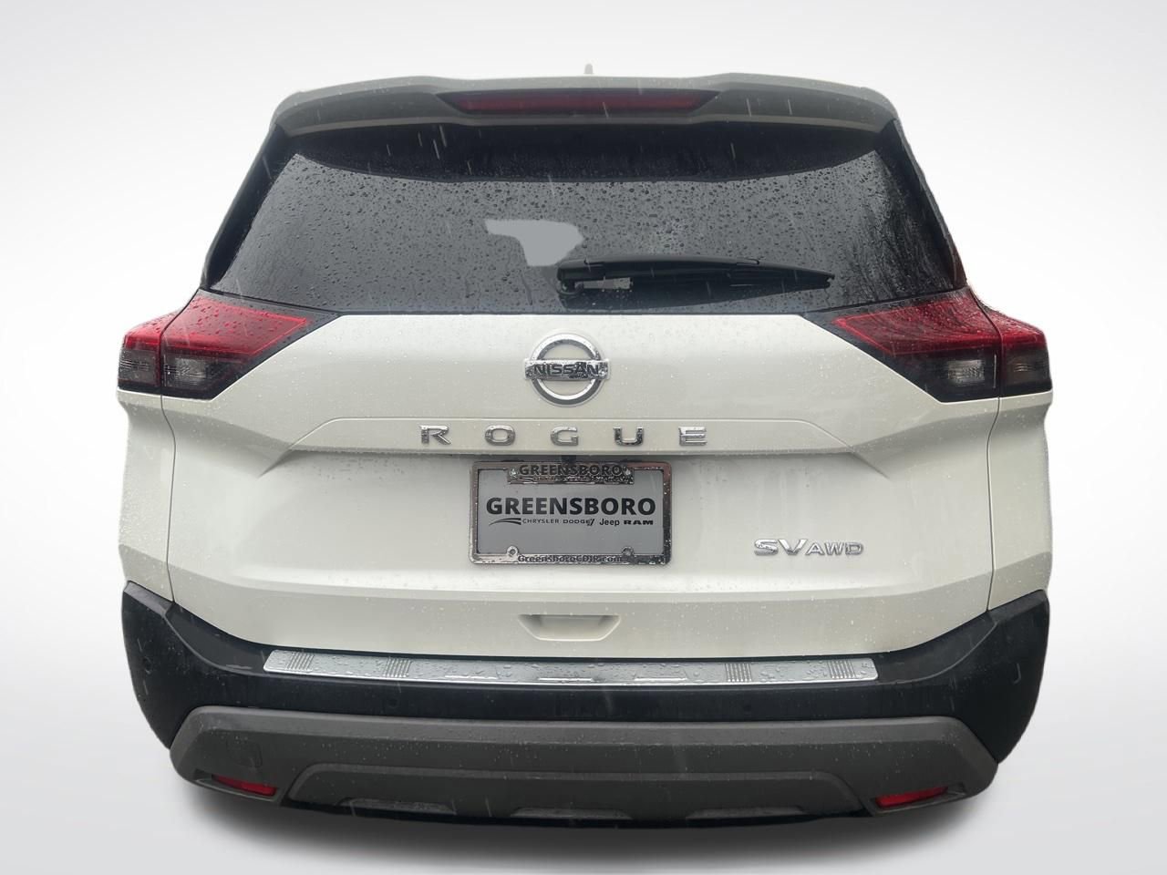 Used 2021 Nissan Rogue SV image 4