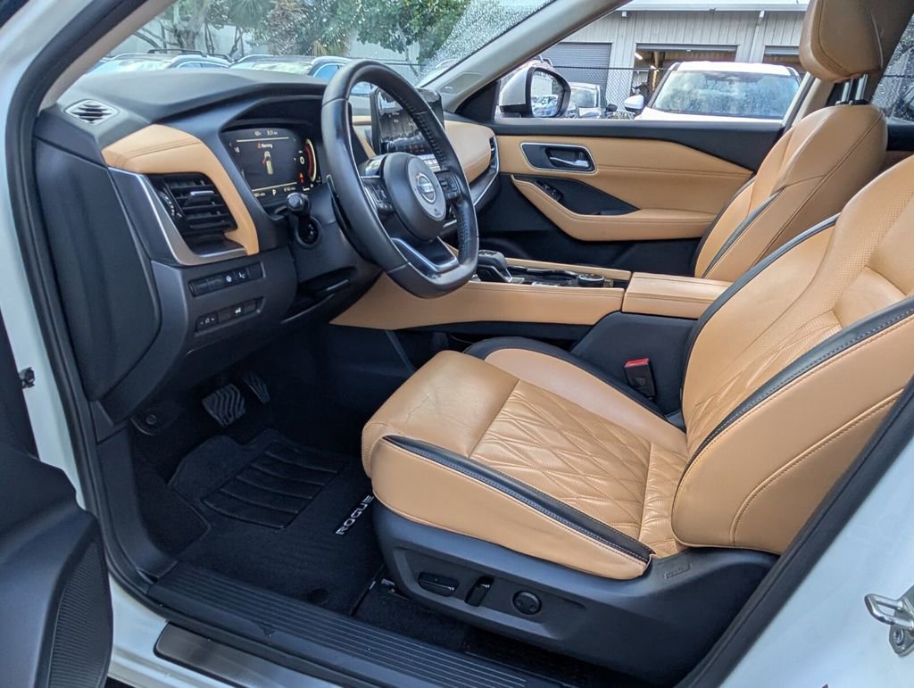 Certified 2021 Nissan Rogue Platinum image 11