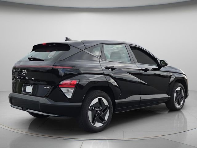 Used 2025 Hyundai Kona SE image 7