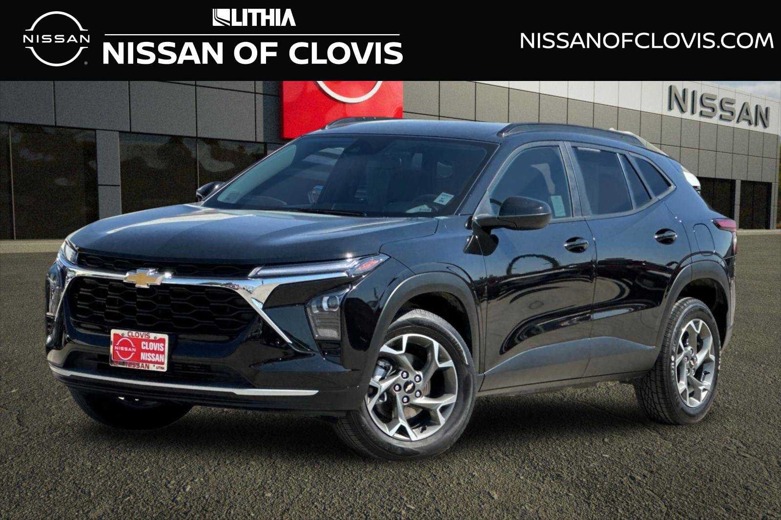Used 2025 Chevrolet Trax LT