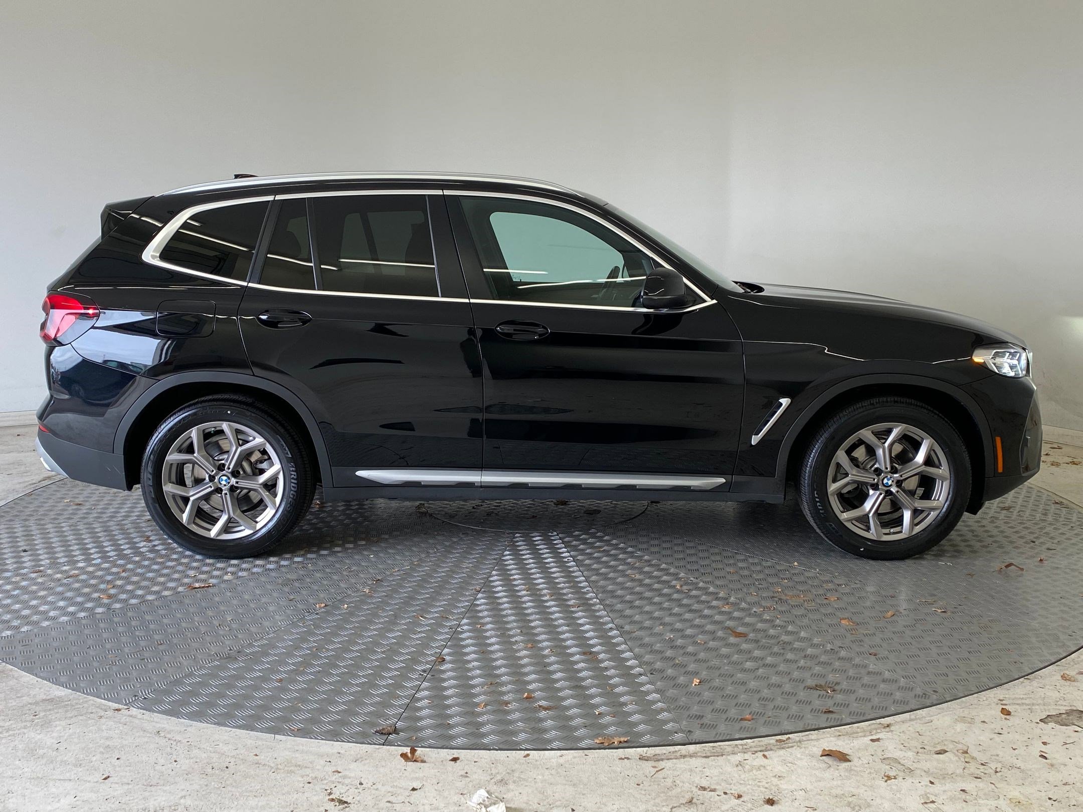 Certified 2022 BMW X3 xDrive30i w/ Convenience Package image 7