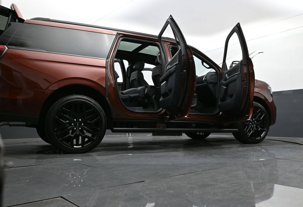 New 2027 Ford Expedition Max Platinum w/ Stealth Performance Package AWD/4WD image 35