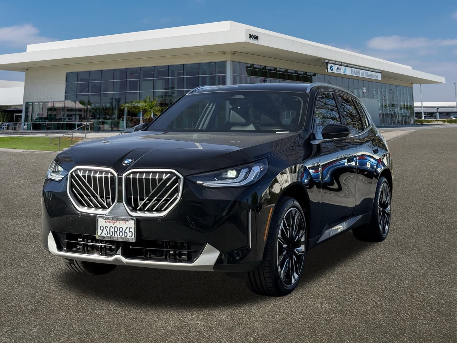 Used 2025 BMW X3 xDrive30i w/ Convenience Package image 4