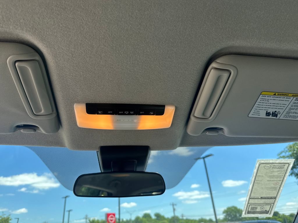 Used 2025 Nissan Kicks Play S FWD image 43
