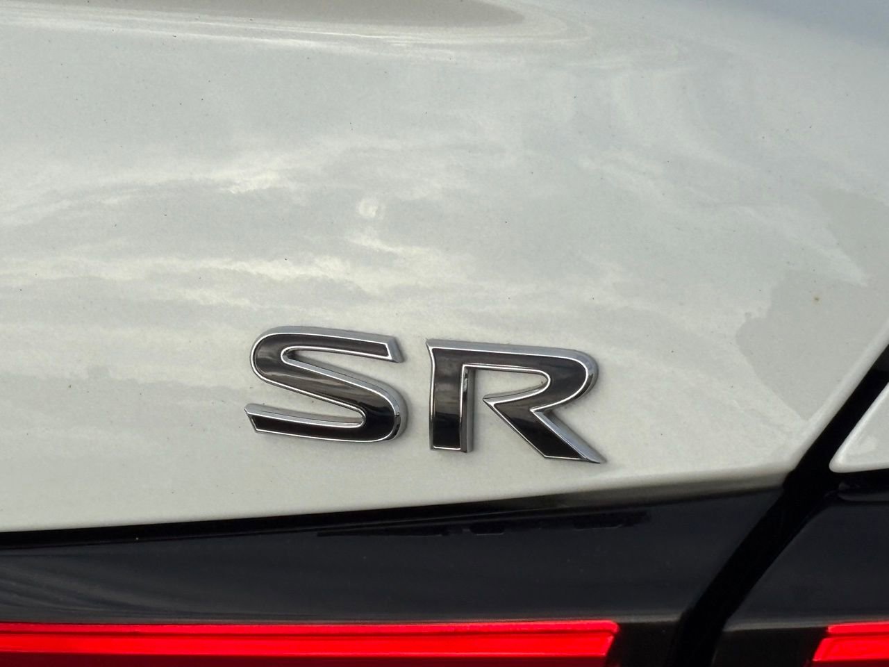 Certified 2021 Nissan Altima 2.5 SR image 8