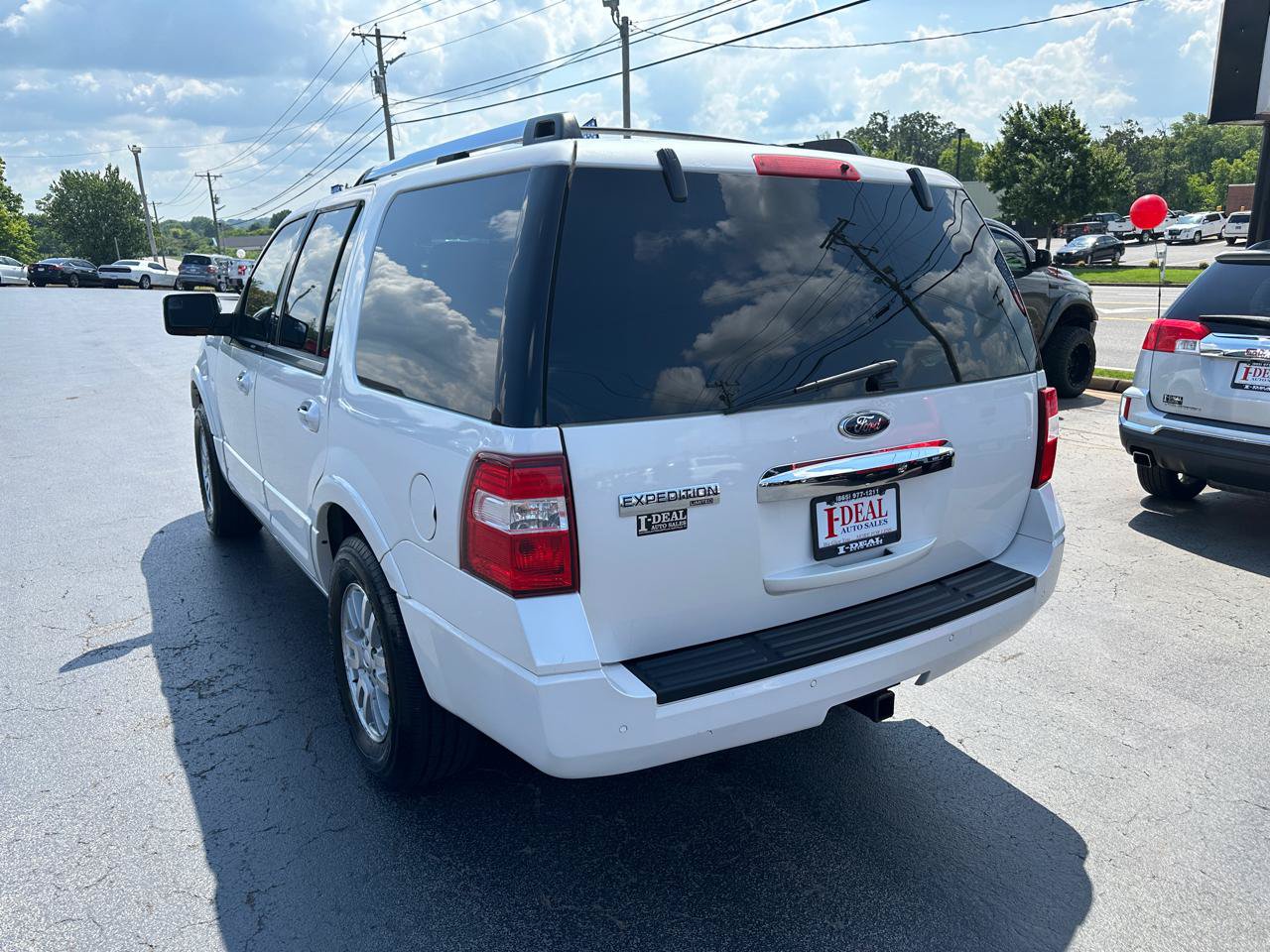 Used 2012 Ford Expedition Limited AWD/4WD image 2