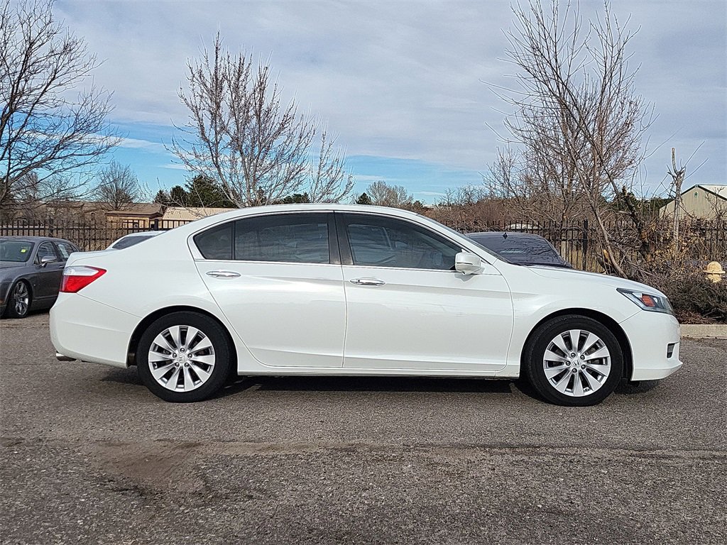 Used 2015 Honda Accord EX image 3