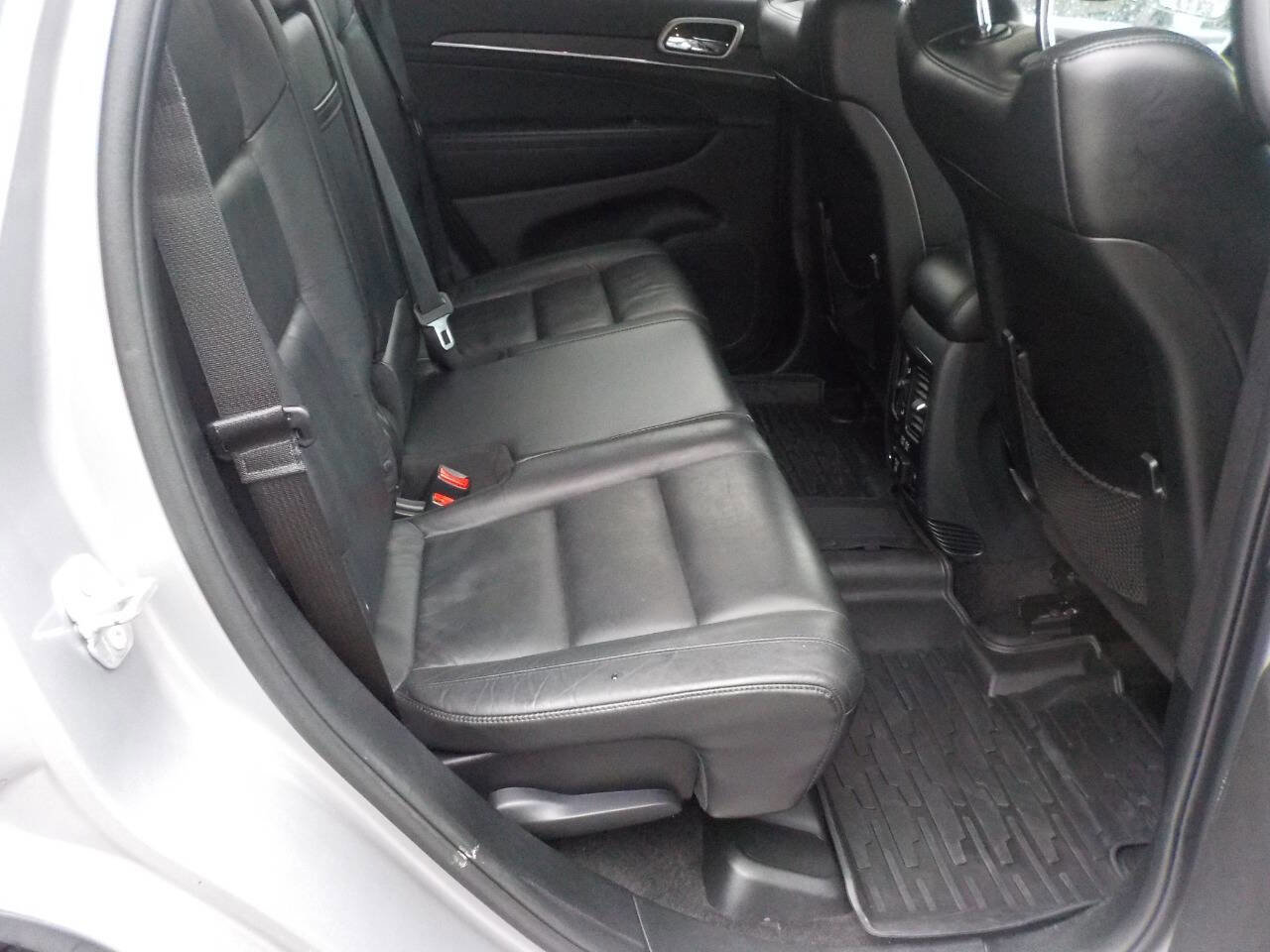 Used 2018 Jeep Grand Cherokee Limited image 14