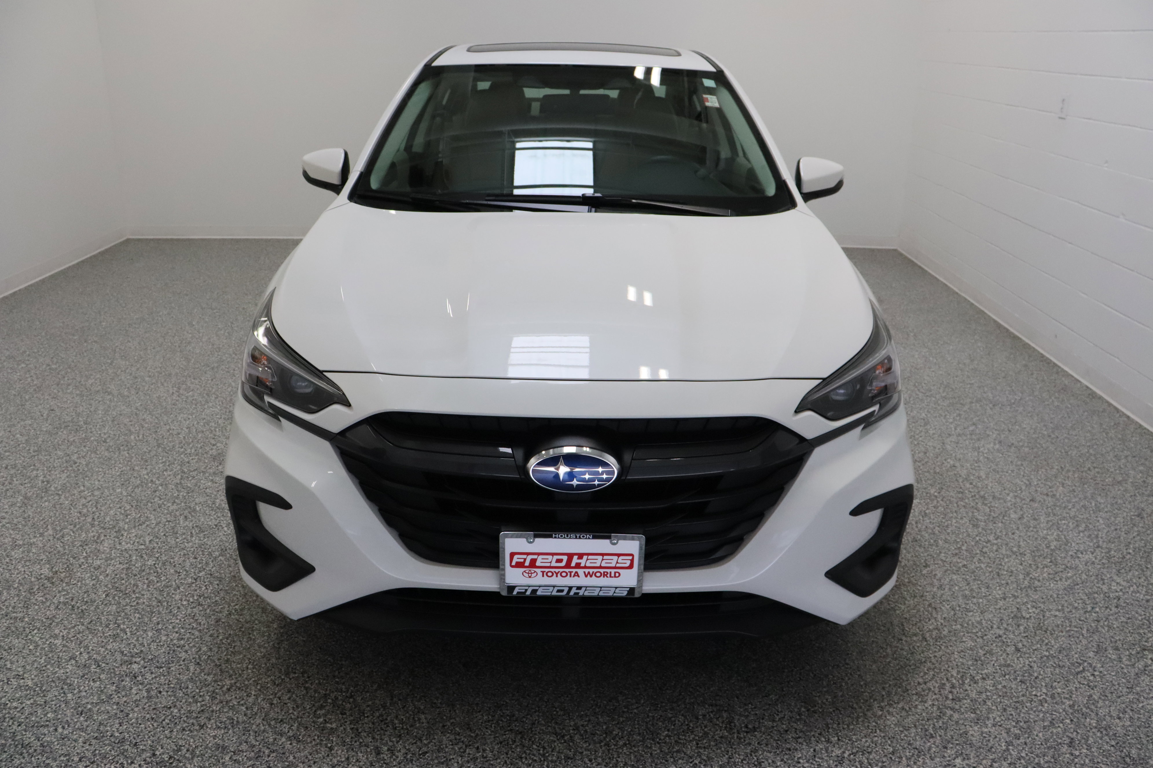 Used 2025 Subaru Legacy Limited AWD/4WD image 3