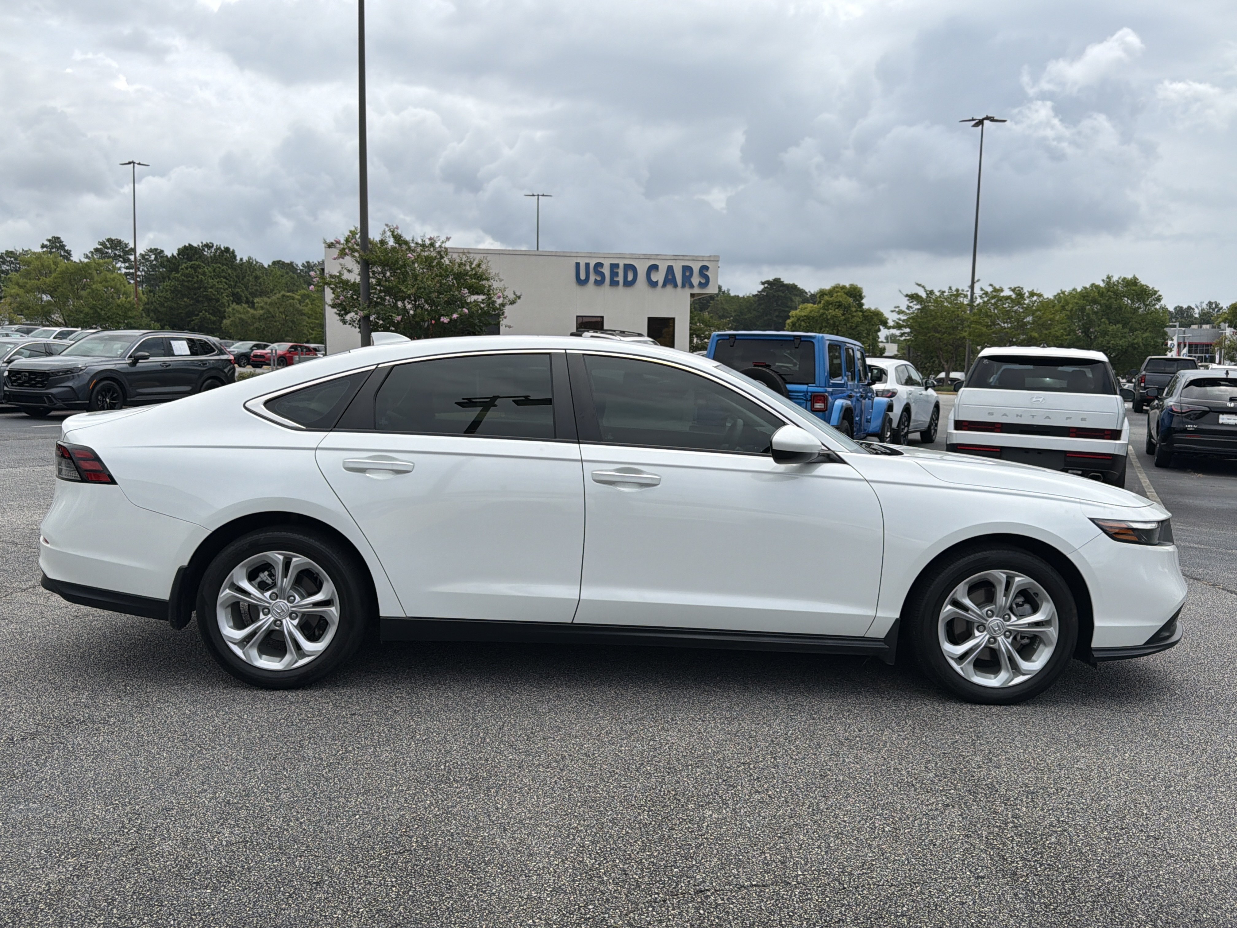 Used 2024 Honda Accord LX image 7