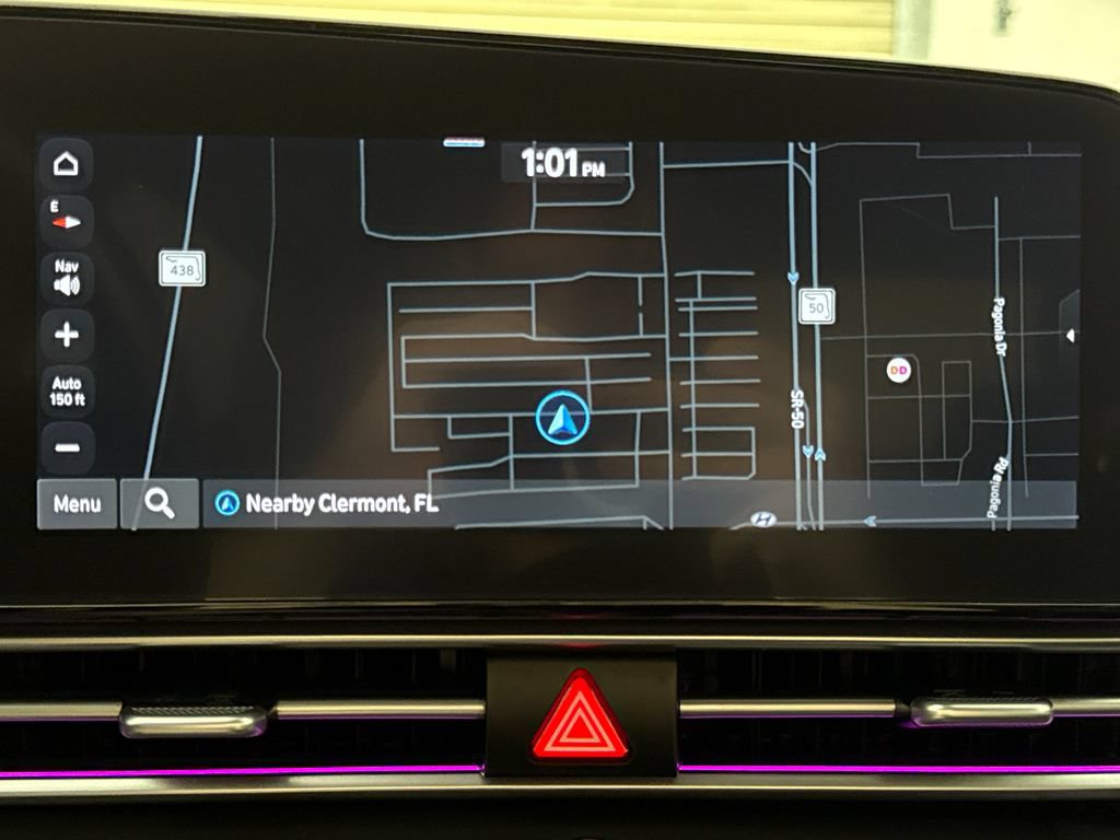 Certified 2023 Hyundai Elantra Limited FWD image 18