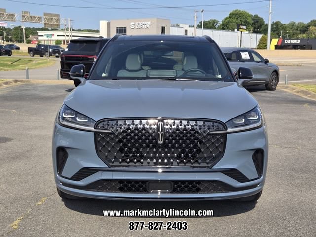 New 2026 Lincoln Aviator Black Label w/ Black Label Special Edition AWD/4WD image 6