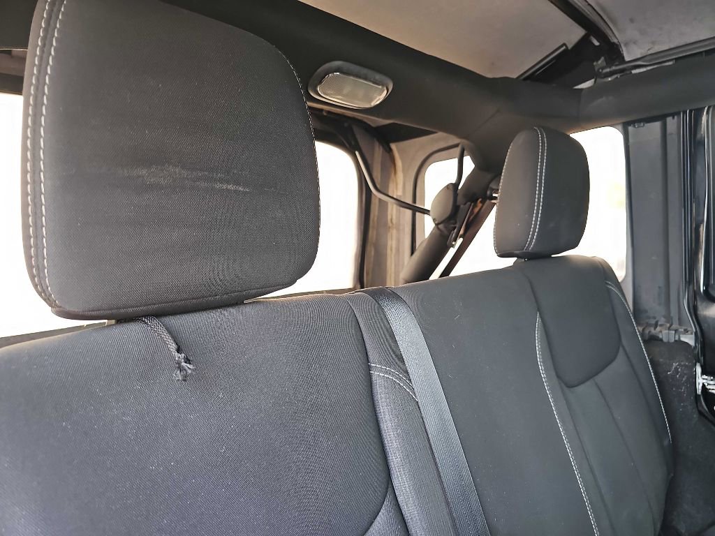 Used 2014 Jeep Wrangler Unlimited Rubicon w/ Connectivity Group image 48