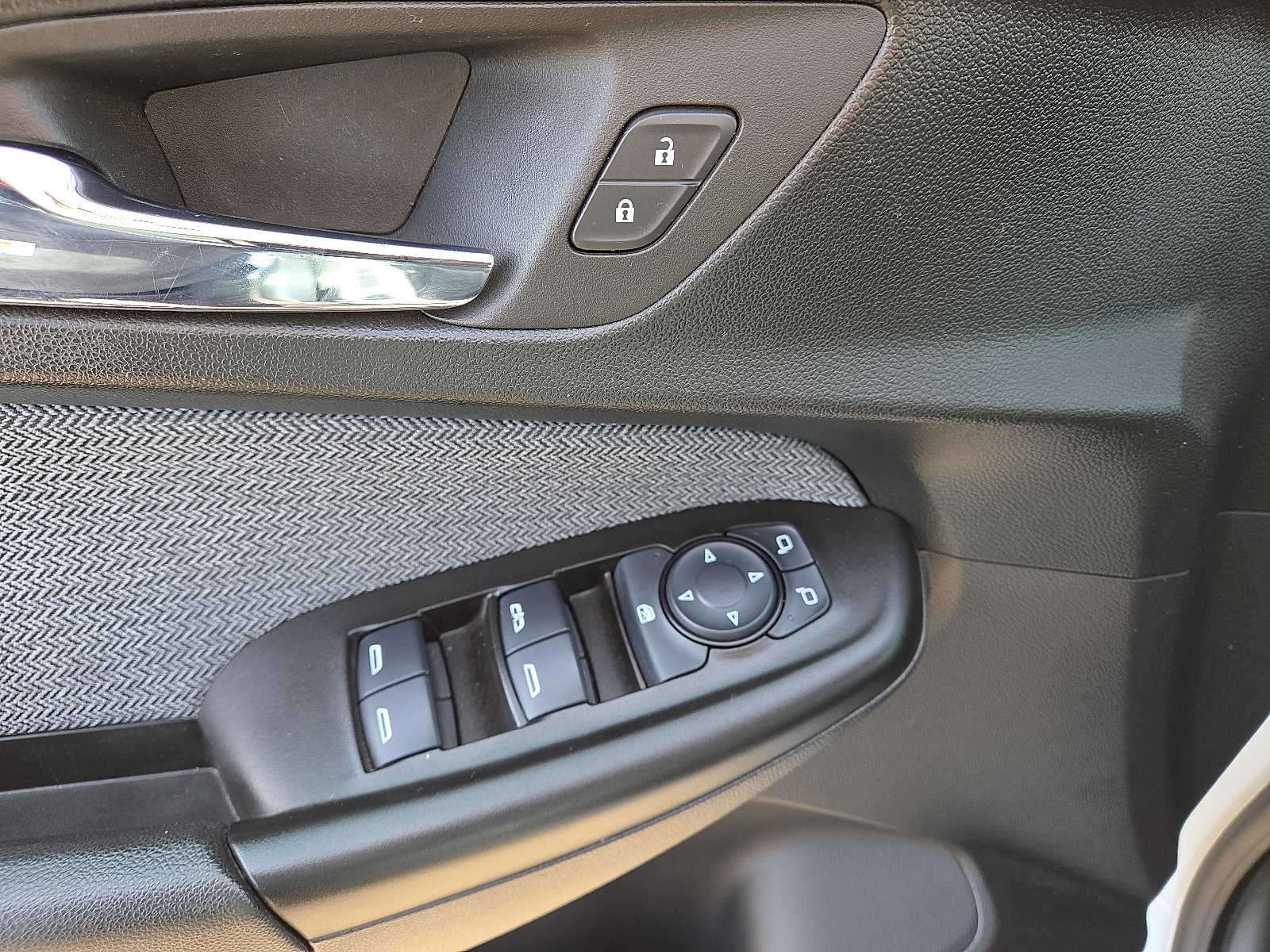 Used 2023 Chevrolet TrailBlazer LT image 12