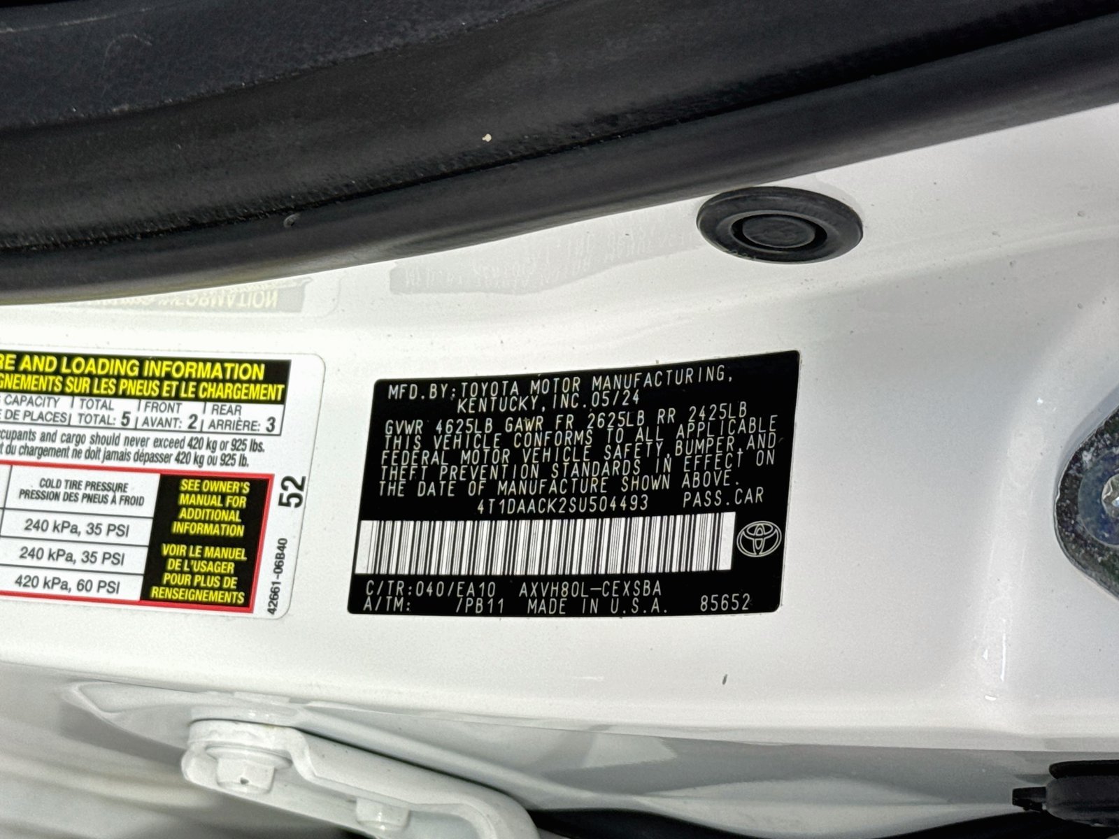 Used 2025 Toyota Camry SE FWD image 23