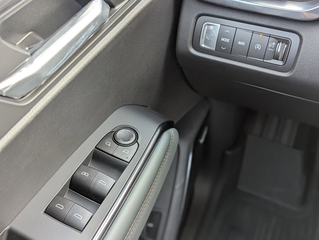 New 2026 GMC Acadia AT4 w/ Super Cruise Package image 22