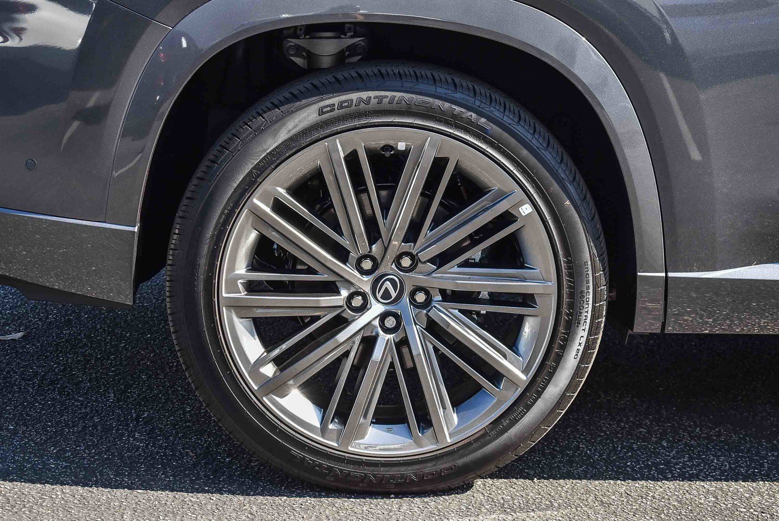 New 2025 Lexus TX 550h AWD Plug-In Hybrid image 11