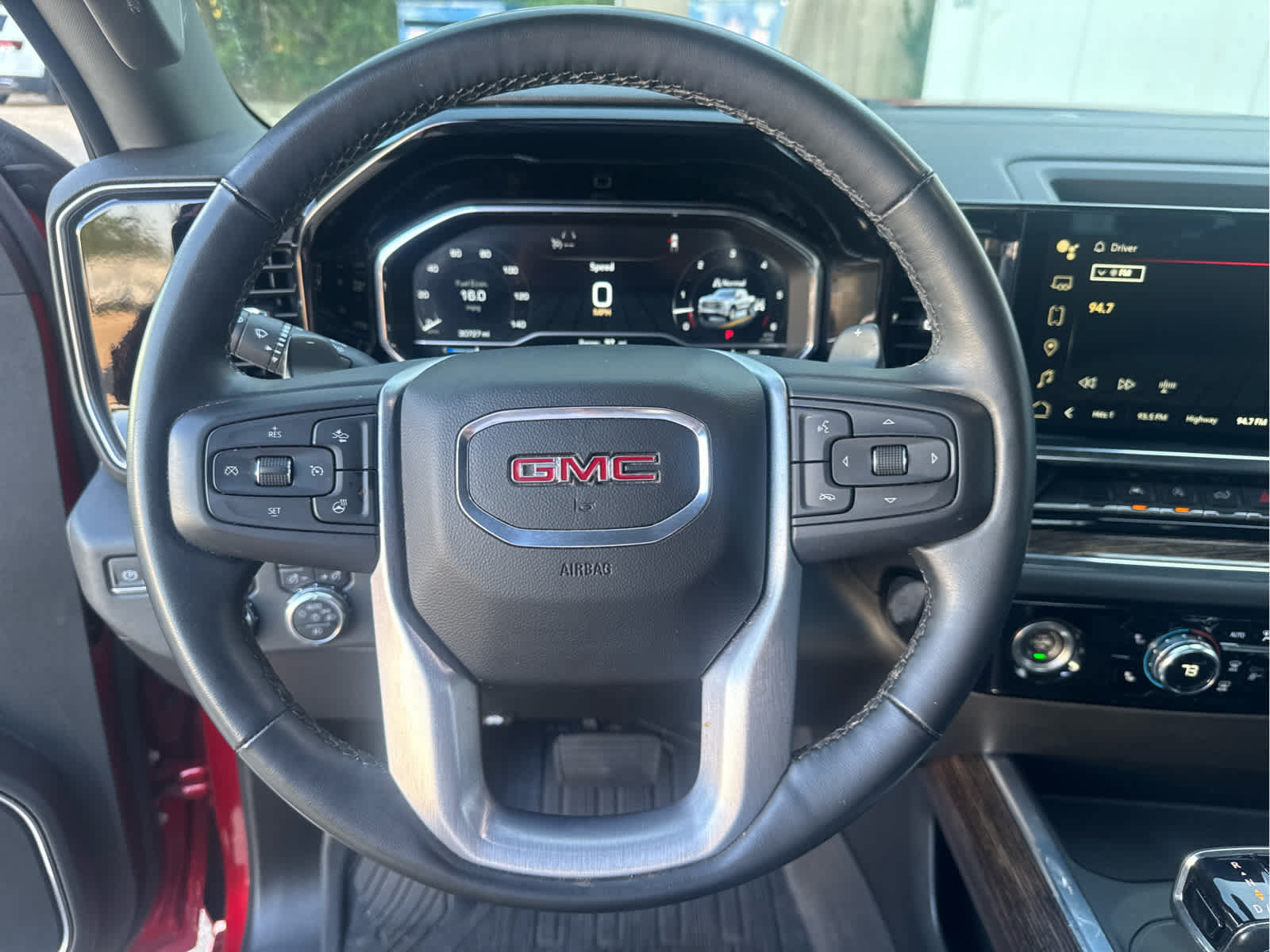 Used 2023 GMC Sierra 1500 Elevation AWD/4WD image 32