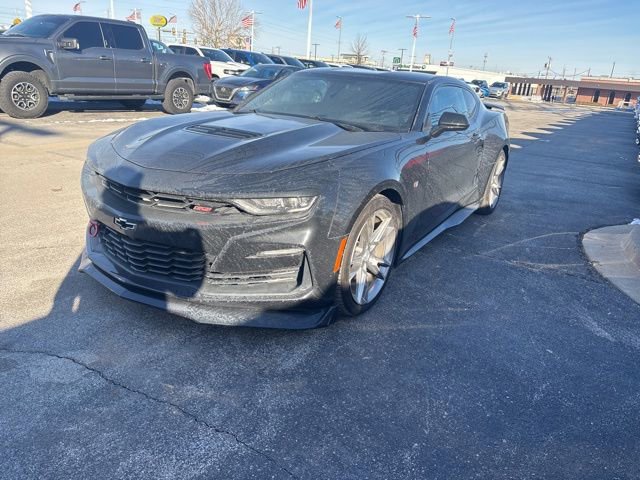 Used 2019 Chevrolet Camaro SS image 3