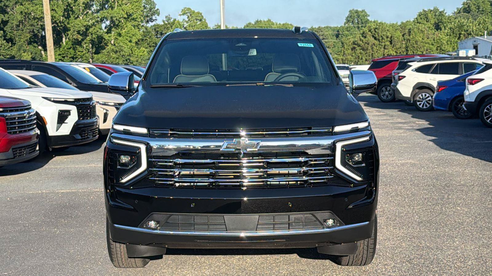 New 2026 Chevrolet Suburban Premier w/ Sun And Tow Package AWD/4WD video 2