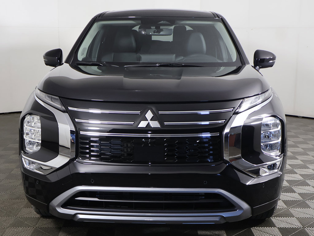 New 2026 Mitsubishi Outlander SE FWD image 13